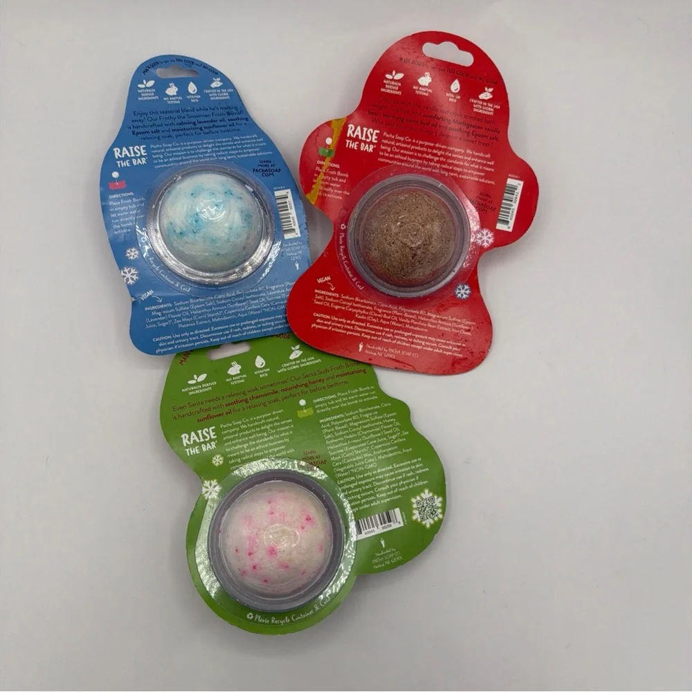 3 Pacha Soap Santa Suds Frothy The Snowman Sweet Gingerbread Bath‎ Bomb, 3 oz ea